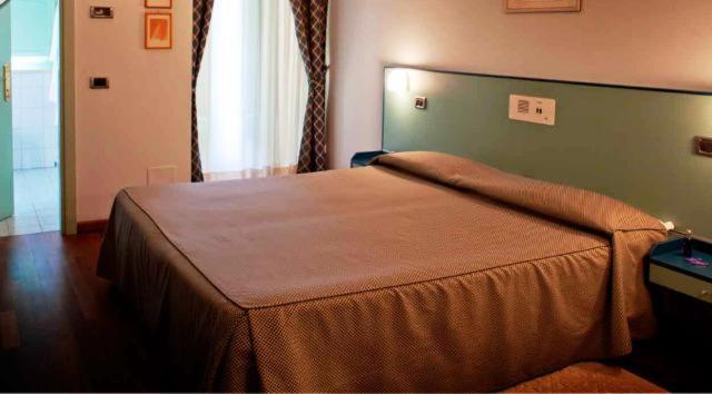 Deco Hotel เปรูจา ภายนอก รูปภาพ